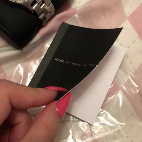 Marc Jacobs Watch - Picture 4 of 4